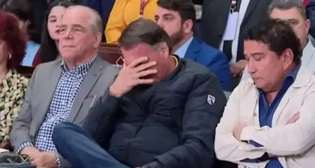 Imagem de compartilhamento para o artigo Moraes mantém Bolsonaro em liberdade, mas alerta que eventual violação resultará em prisão mediata da MS Todo dia